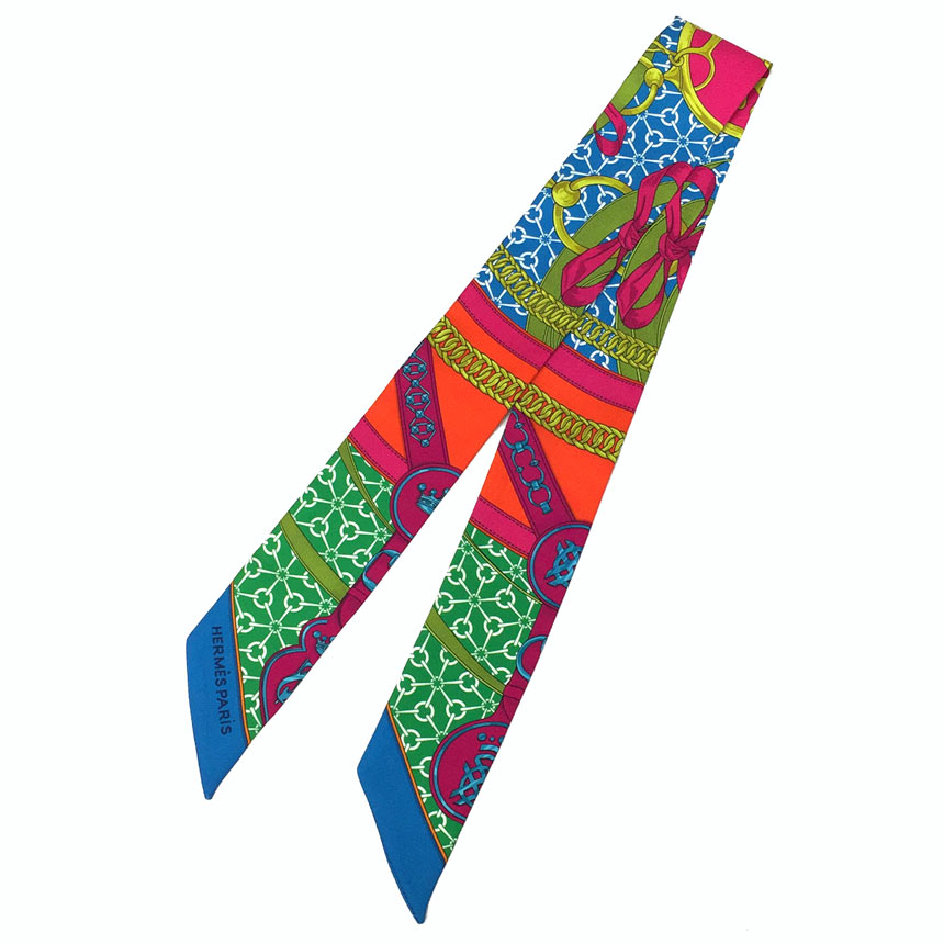 送料無料 Hermes エルメス ツイリー スカーフ La Promenade Du Matin 朝の散歩 17春夏 Twilly Scarf グリーン系 ヴェールxオレンジxブルー 箱付き シルク100 レディース 女性 新古品 美品 中古 エルメス シルクスカーフ Aq4610 Fmcholollan Org Mx