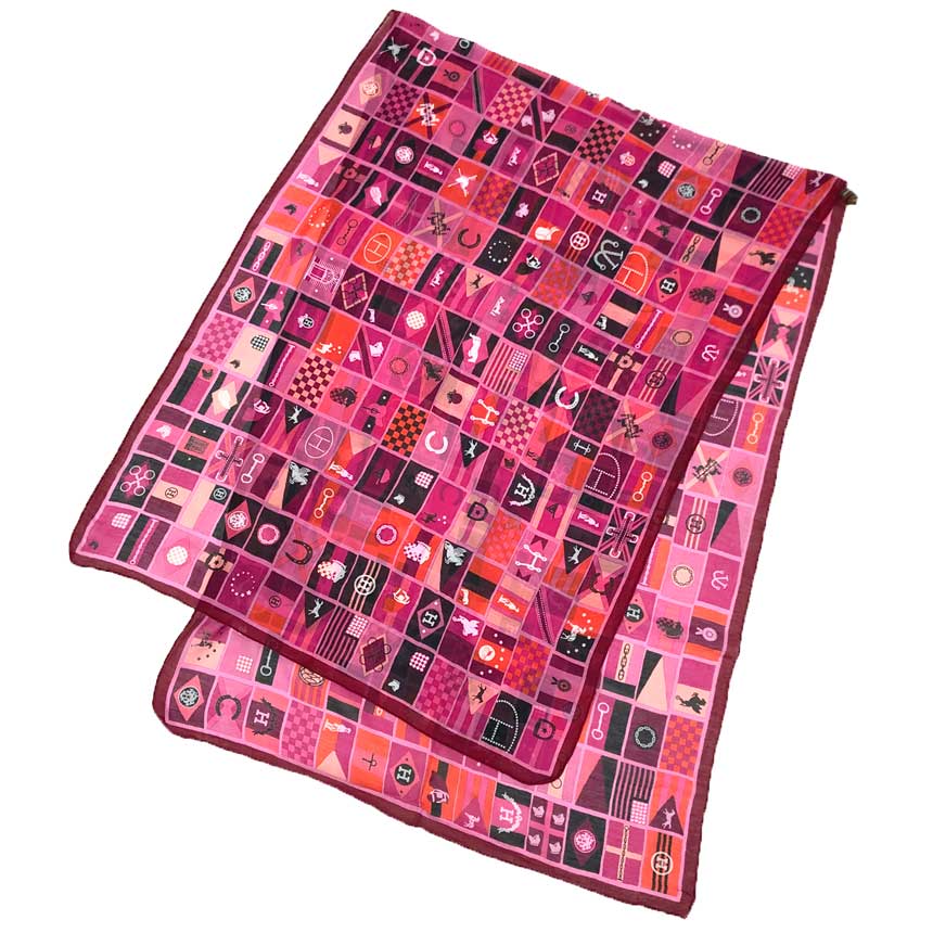 レア物！希少！HERMES　エルメス　ストール　ショール　VOYAGE EN HERMES CHE CHE STOLE　コットン　シルク　ピンク系　ロングスカーフ【中古】エルメス　ストール　aq12419｜ブランド＆着物館アクアン京や 30,030円