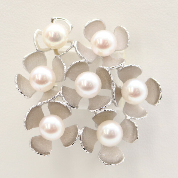 卒園式 入園式 結婚式 ブローチ 入学式 成人式 卒業式 パーテイー ホワイトピンクカラー お祝い ギフト レディースジュエリー アクセサリー あこや真珠パールブローチが送料無料 冠婚葬祭 ２次会 同窓会 式典 プレゼントなどにオススメ 真珠 パール ブローチ あこや真珠
