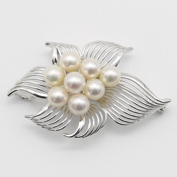 真珠 パール ブローチ あこや真珠 6.5mm-7.0mm 8pcs デザイン シルバー ホワイトピンクカラー 冠婚葬祭 卒業式 入学式 おしゃれ 上品 フォーマル|真珠パール通販専門アリエルパール