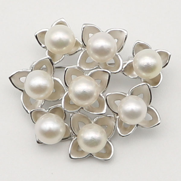 真珠 パール ブローチ あこや真珠 パールブローチ デザイン シルバー 7mm-7.5mm 8pcs ホワイトカラー 冠婚葬祭 卒業式 入学式|真珠パール通販専門アリエルパール
