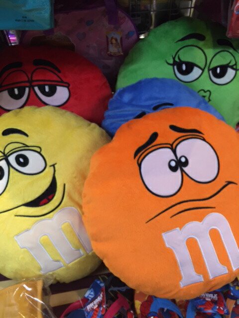 楽天市場 M M S M M S ラウンドクッション アメリカン雑貨 アメリカ雑貨 ぬいぐるみ 人形 キャラクター エムアンドエムズ アライバル楽天市場店