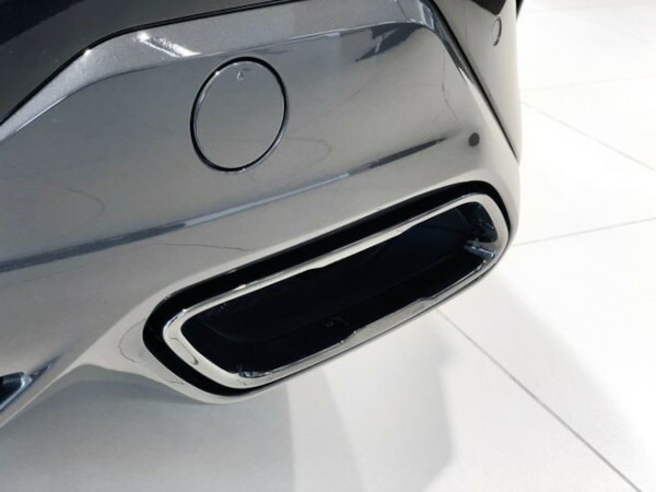 BMW 純正 テールパイプカバー 8シリーズ G15 G14 G16 右側 51128093900|オートウェアー店