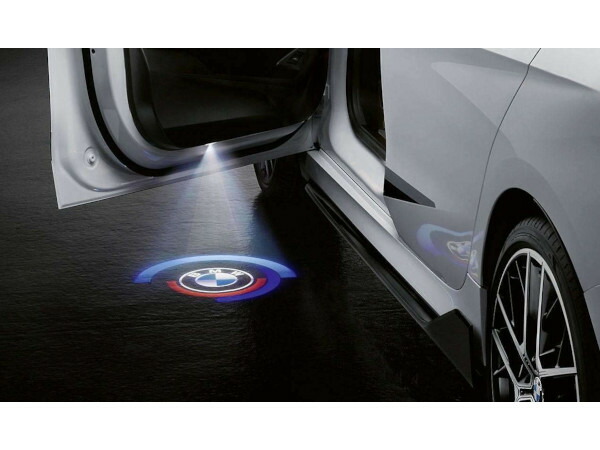 BMW 純正 カーテシーランプ M3 G80 G82 G83 M4 G80 G82 M5 G90 M8 F91 F92 F93 X3M F97 X4M F98 X5 G05 X5M F95 X6 G06 X3 G01 X4 G02 iX3 G08 X6M F96 F70 G42 G87 F44 G22 G23 G26 G61