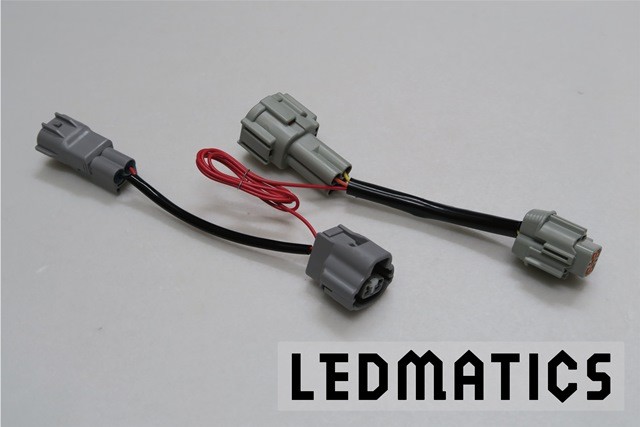 【LEDMATICS商品】E52 エルグランド ロアテールポジション点灯ハーネス(AT)｜AXIS PARTS