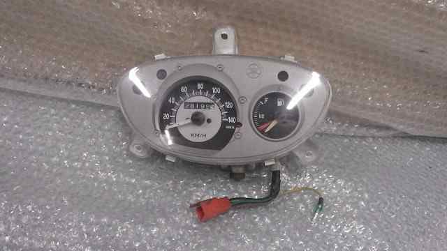 バイクパーツ　GTR125　LPRSE51209A　の スピードメーター *1631152865　【中古】【送料込】｜バイクCITY