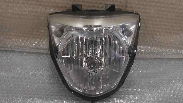 バイクパーツ　GSR250　LC6GJ55D001109xxx　の　ヘッドライト *1632969477　【中古】【送料込】 12,953円