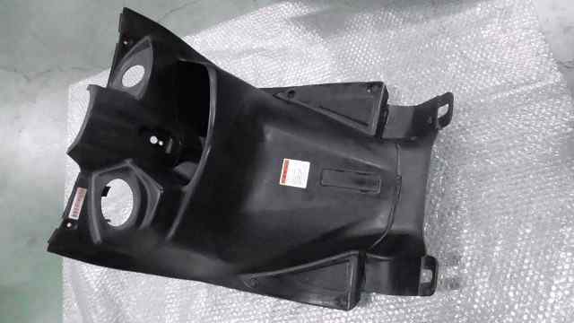 バイクパーツ　S-MAX155　RKRSG2710DA014xxx　の　インナーカバー　傷 *1634282911　【中古】【送料込】 8,837円