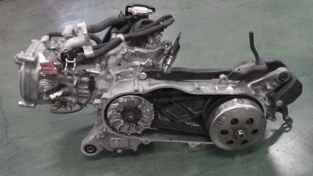 バイクパーツ ビーノ4スト FI AY02-1004xxx の エンジン *1636681392