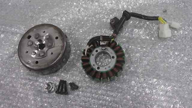 バイクパーツ　アドレス125　DT11A-100xxx　の　ジェネレーター *1644978358　【中古】【送料込】