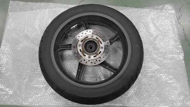 新着商品 バイクパーツ Vtr250 Fi Mc33 1401xxx の リアホイール タイヤ 中古 送料込 特売 Css Edu Om