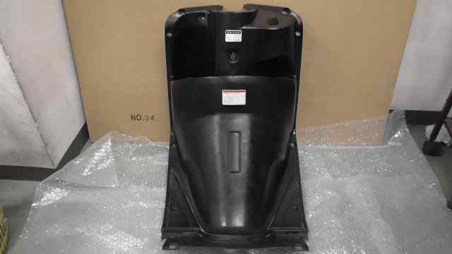 バイクパーツ　アクシストリート　SE53J-135xxx　の　インナーカバー *1655447568　【中古】【送料込】