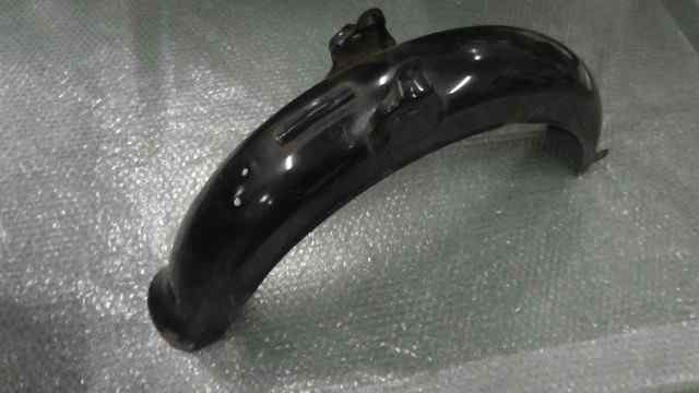 バイクパーツ　YB50　F5B-839xxx　の　リアフェンダー　傷 *1656983777　【中古】【送料込】 8,140円