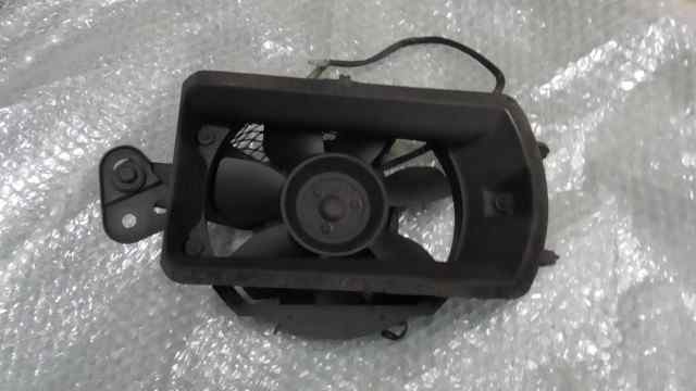 バイクパーツ　イントルーダー400　VK51A-101xxx　の ラジエターファン *1657675239　【中古】【送料込】