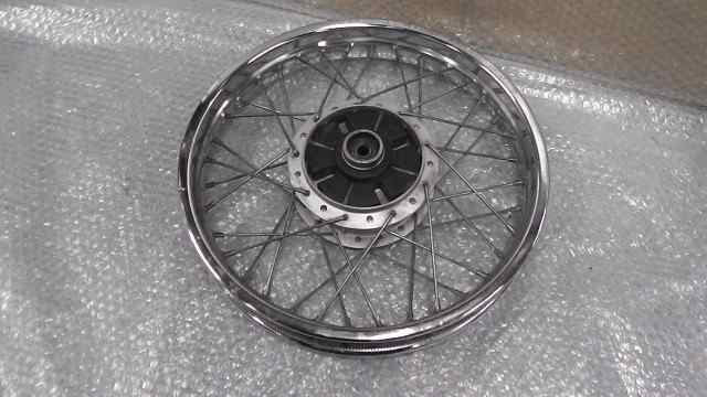 バイクパーツ　GS50　NA41A-100xxx　の　リアホイール *1657869464　【中古】【送料込】