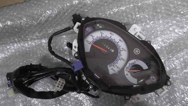 バイクパーツ　アクシスZ　SED7J-003xxx　の　メーター *1658283446　【中古】【送料込】