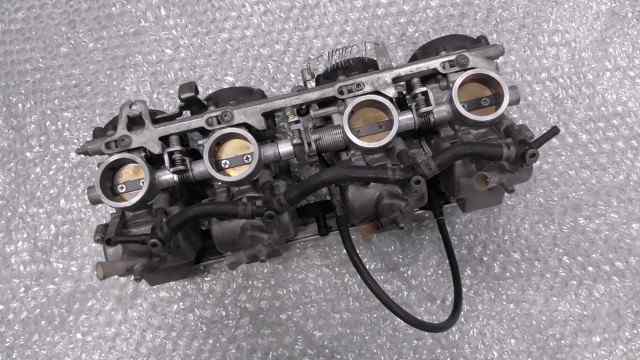 バイクパーツ　ZZR400　ZX400N-0115xxx　の　キャブレター *1662605318　【中古】【送料込】 22,869円