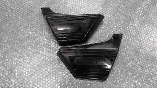 バイクパーツ　Z400LTD　KZ400H-018xxx　の サイドカバー　左右　社外？　傷 *1662687438　【中古】【送料込】｜バイクCITY