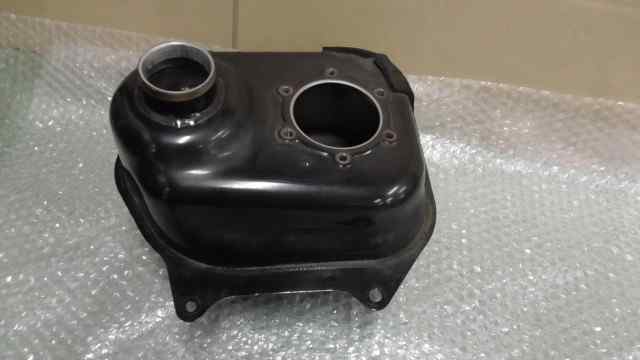 バイクパーツ　BW’S 4スト　SA44J-001xxx　の　ガソリンタンク *1665722122　【中古】【送料込】