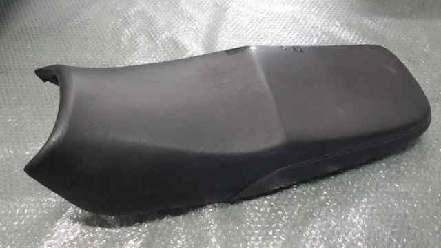 バイクパーツ　YBR125　LBPPCJLL0F0001xxx　の　シート　補修 *1665722446　【中古】【送料込】
