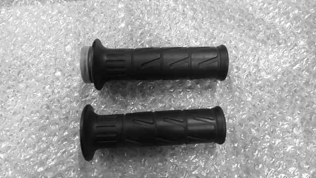 べじくり 楽天市場】バイクパーツ Ninja ZX-25R SE ZX250E-A02xxx の グリップ