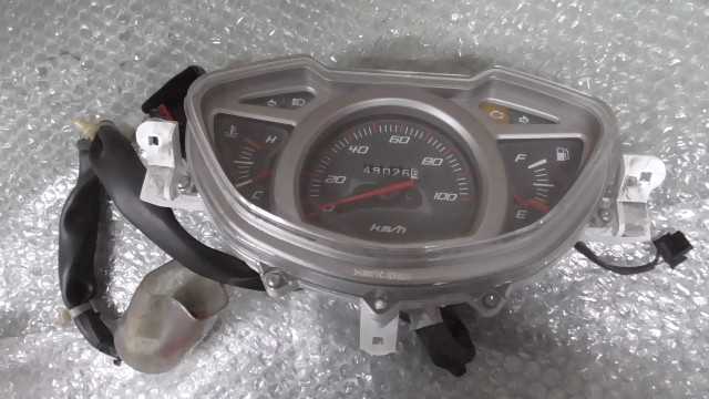 バイクパーツ　リードEX　JF19-1229xxx　の　メーター *1668739608　【中古】【送料込】
