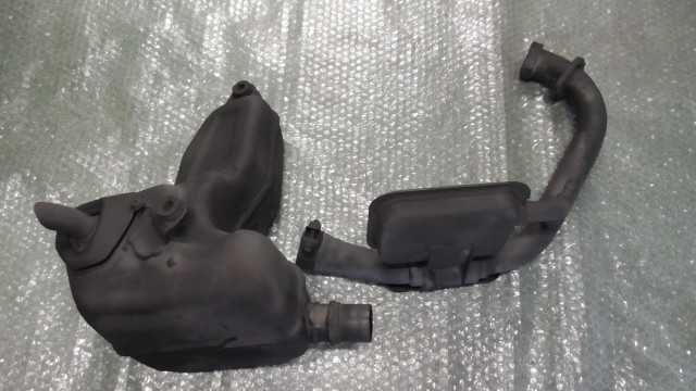 バイクパーツ　パルサー200NS　MD2A36FZ8ECA72xxx　の　マフラー *1671780288　【中古】【送料込】