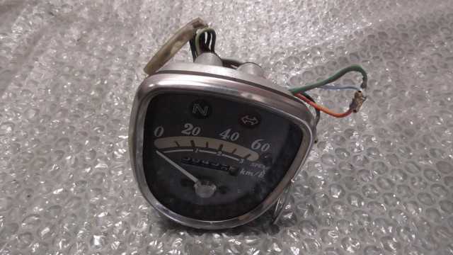 バイクパーツ　リトルカブ　C50-4311xxx　の　スピードメーター *1678326842　【中古】【送料込】
