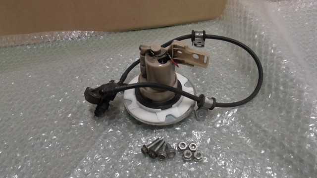 バイクパーツ ジャイロX TD02-1100xxx の フューエルポンプ *1679552652 【中古】【送料込】|バイクCITY