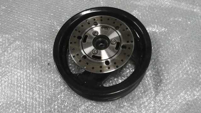 バイクパーツ　アクシスZ　SED7J-006xxx　の　フロントホイール *1679633418　【中古】【送料込】｜バイクCITY