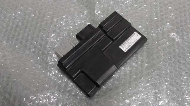 バイクパーツ CBR250RR MC51-1004xxx の CDI *1683783887 【中古】【送料込】