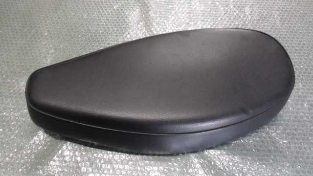 バイクパーツ カブFI AA01-1749xxx の シート *1685077971 【中古】【送料込】|バイクCITY