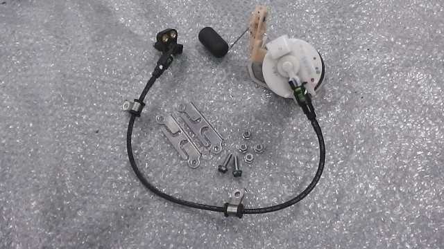 バイクパーツ　ディオ110　JF31-1010xxx　の　フューエルポンプ *1685688237　【中古】【送料込】