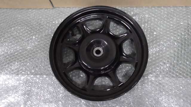 バイクパーツ　ジョグ(FI)　AY01-1013xxx　の　リアホイール *1686706990　【中古】【送料込】｜バイクCITY