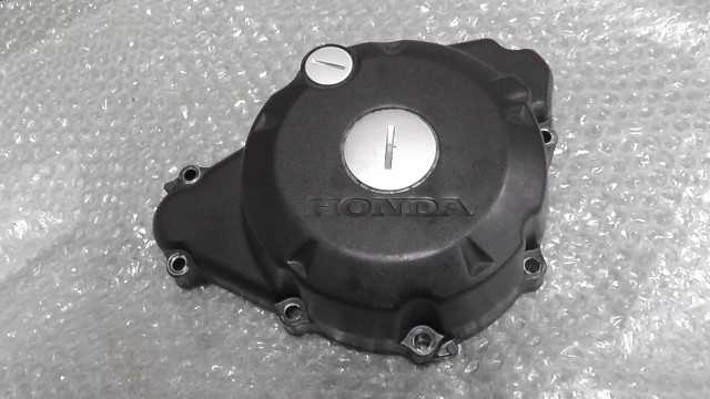 バイクパーツ　CBR125R　JC50-1001xxx　の　エンジンカバー　傷　２ *1687230469　【中古】【送料込】