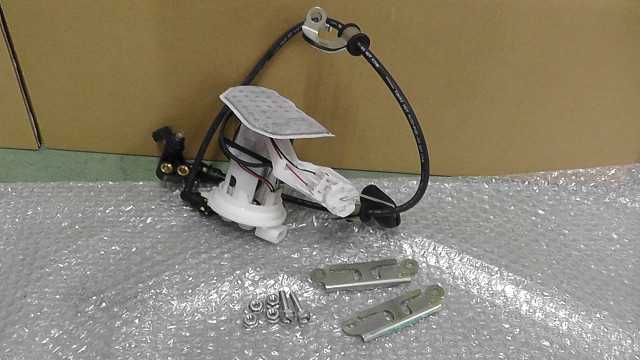 バイクパーツ　ビーノ４スト　FI　AY02-1010xxx　の　燃料ポンプ *1691042006　【中古】【送料込】