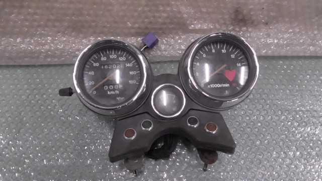 バイクパーツ　バンディット250V　GJ77A-101xxx　の　スピードメーター　傷 *1699404113　【中古】【送料込】｜バイクCITY