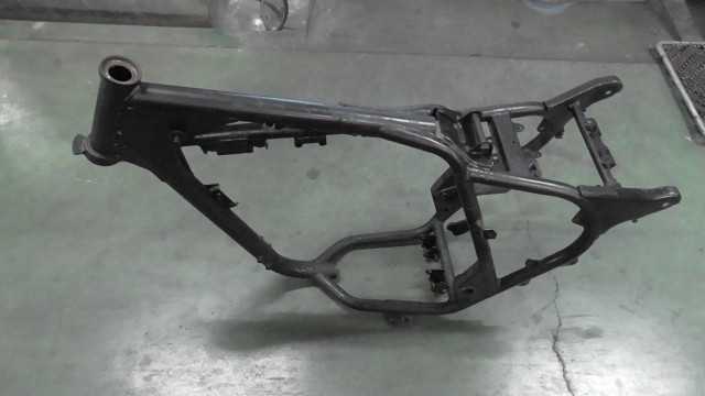 バイクパーツ　エストレヤRS　BJ250A-047xxx　の　フレーム　書類付 *1700530453　【中古】【送料込】