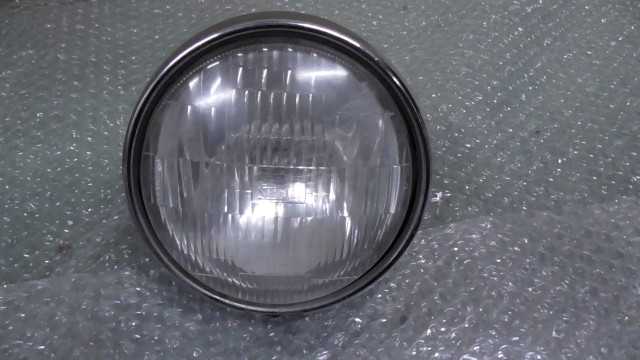 バイクパーツ バイト AF59-1100xxx の ヘッドライト *1704852675 【中古】【送料込】