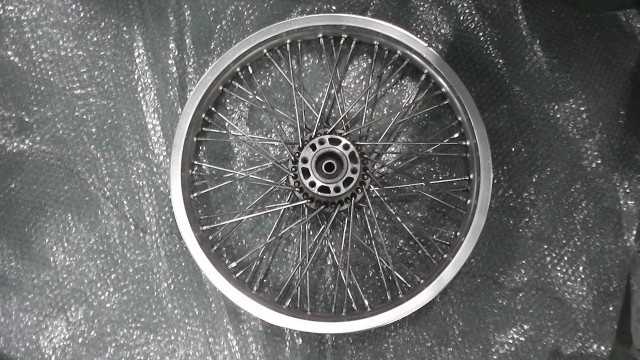 バイクパーツ　デスペラード400 ワインダー　VK52B　の　フロントホイール　 *1705538781　【中古】【送料込】｜バイクCITY