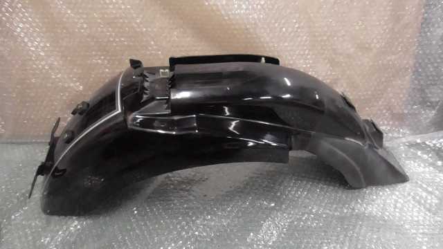 バイクパーツ　ビジョン125　LBPPCJLD060011xxx　の　リアフェンダー　 *1705626179　【中古】【送料込】