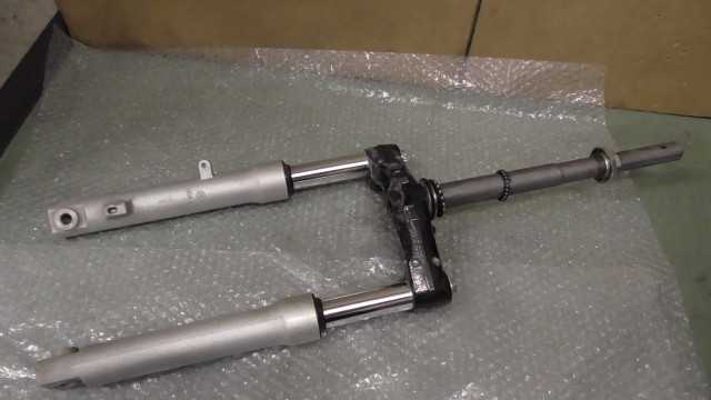 バイクパーツ　ベンリィ　プロ　ESP　AA05-1003xxx　の　フロントフォーク *1706754434　【中古】【送料込】