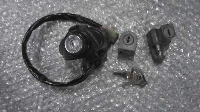 バイクパーツ　シャドウスラッシャー400　NC40-1300xx　の　キーセット *1706836903　【中古】【送料込】｜バイクCITY