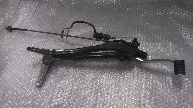 バイクパーツ SRV250 ルネッサ 4DN-051xxx の ステップ 右 *1708562531 【中古】【送料込】|バイクCITY