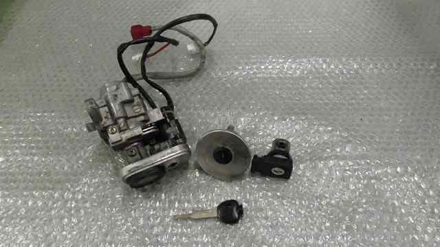 バイクパーツ　マジェスティ C　SG03J-081xxx　の　キーセット *1569465155　【中古】【送料込】｜バイクCITY
