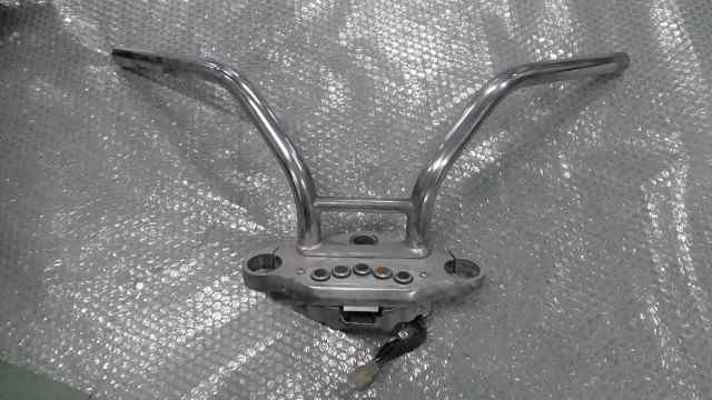 バイクパーツ　バルカン400　EN400B-008xxx　の　ハンドル　ボス　社外 *1605145245　【中古】【送料込】