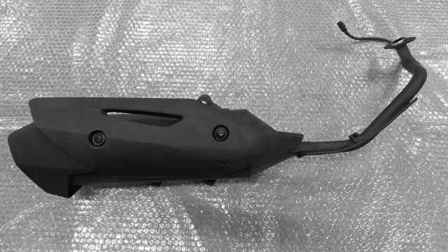 バイクパーツ　スウィッシュ Swish　DV12B-102xxx　の　マフラー　傷 *1613612259　【中古】【送料込】