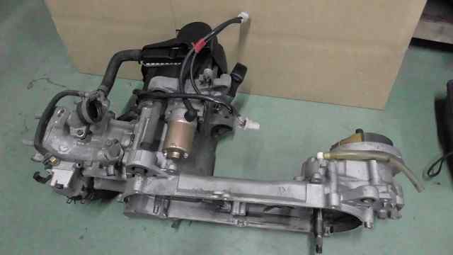 バイクパーツジョルノクレアAF54-1129xxxのエンジン*1620696516【中古】【送料込】