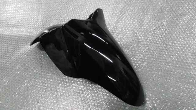 バイクパーツ　PCX ESP　JF28-1108xxx　の　フロントフェンダー　傷 *1621907445　【中古】【送料込】