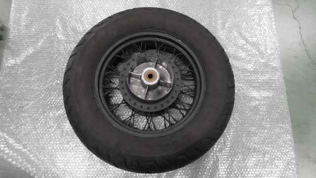バイクパーツ　スティード400　NC26-1155xxx　の　リアホイール　タイヤ *1626834183　【中古】【送料込】
